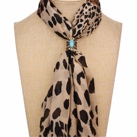 NEW-Turquoise Brooch & Scarf - Picture 2 of 4